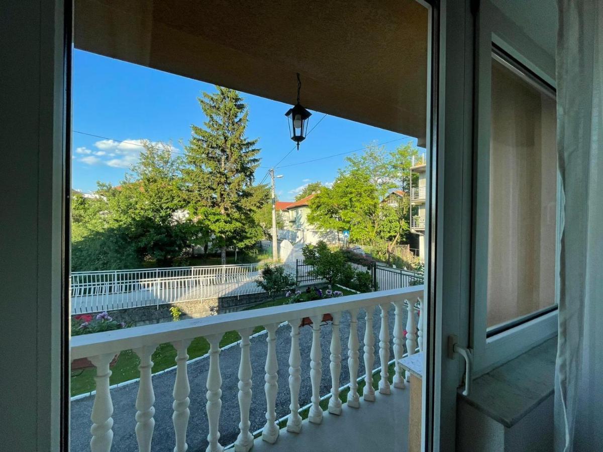 Sunny Garden Apartment Сараево Екстериор снимка